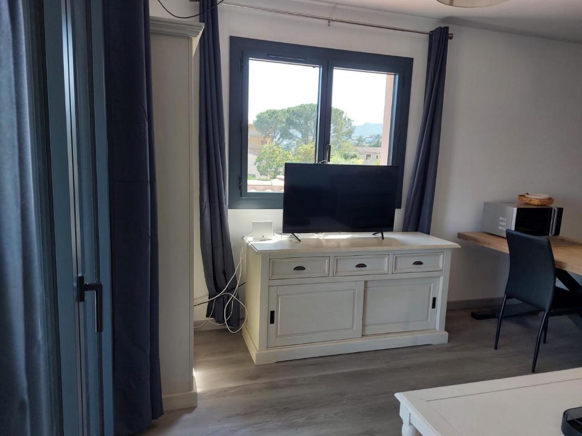 Appart 2 Pieces Independant Dans Villa Proche Centre Ville Au Calme Mandelieu 外观 照片